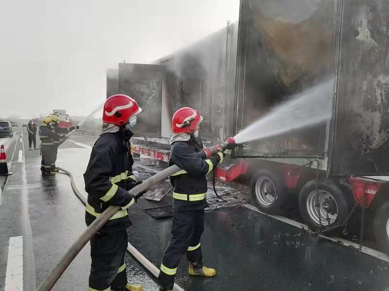 鋰<a href='http://m.funfactsoflife.com' title='電池貨運(yùn)' >電池貨運(yùn)</a>