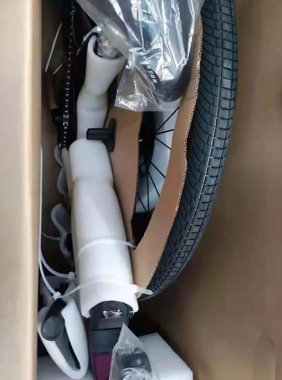 中港鋰<a href='http://m.funfactsoflife.com' title='電池海運' >電池海運</a>