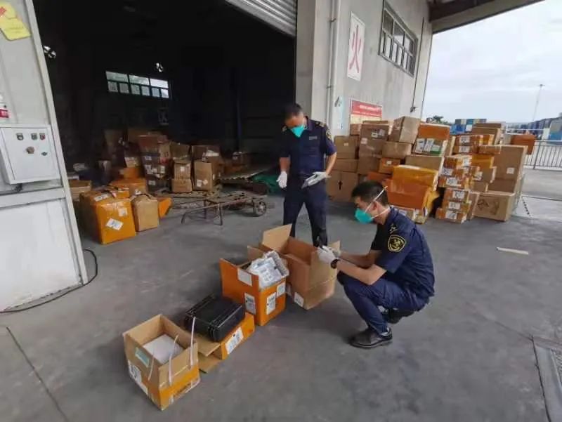 鋰<a href='http://m.funfactsoflife.com' title='電池海運' >電池海運</a>